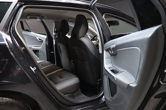 Volvo V60 11 of 20