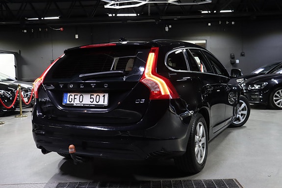 Volvo V60 4 of 20