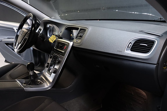 Volvo V60 13 of 20