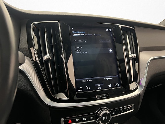 Volvo S60 25 of 30