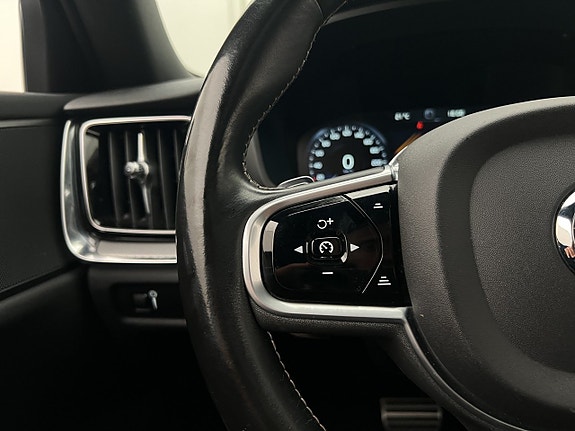 Volvo S60 17 of 30