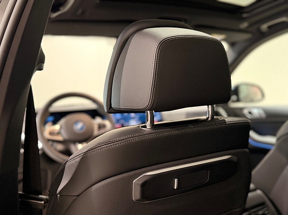 BMW X5 12 of 18