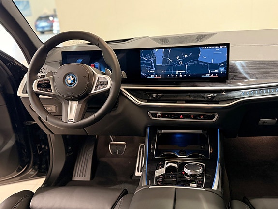 BMW X5 13 of 18
