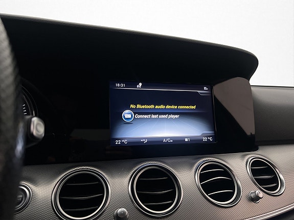 Mercedes-Benz E220 20 of 30