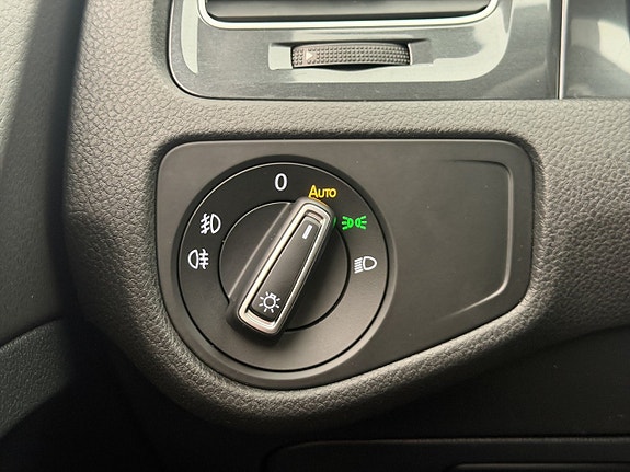 Volkswagen Golf Alltrack 15 of 30