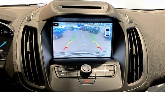 Ford Kuga 12 of 17