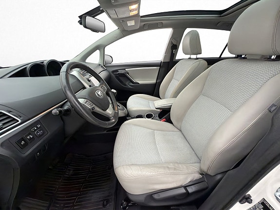 Toyota Verso 12 of 30