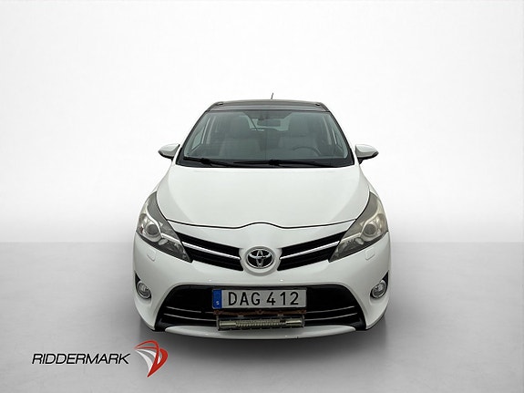 Toyota Verso 2 of 30