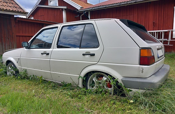 Volkswagen Golf II 5 of 6