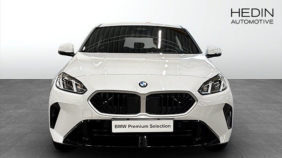 BMW 120 8 of 9
