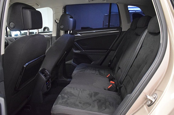 Volkswagen Tiguan 22 of 29