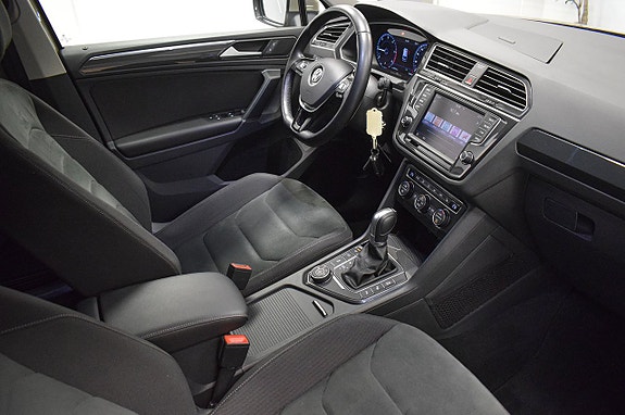 Volkswagen Tiguan 11 of 29