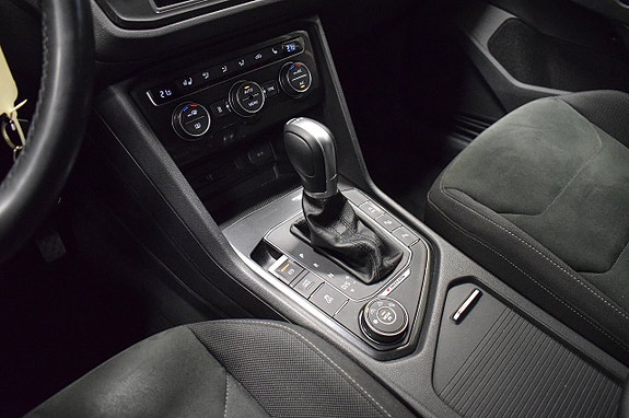 Volkswagen Tiguan 19 of 29