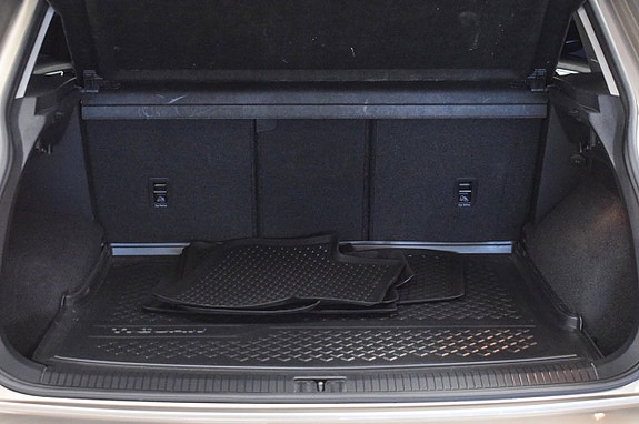 Volkswagen Tiguan 23 of 29