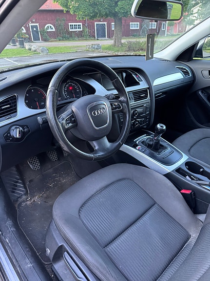 Audi A4 4 of 4