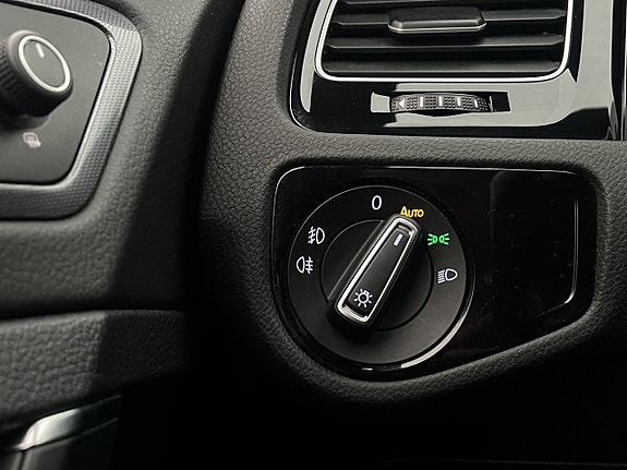 Volkswagen Golf I 16 of 29