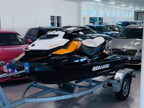 Sea-Doo GTR 215 / 86H / Nyservad / Trailer 2 of 12