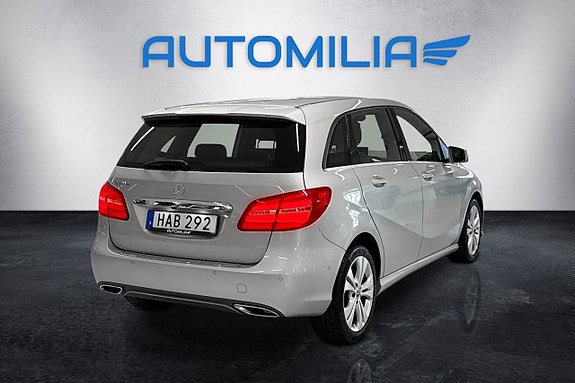 Mercedes-Benz B180 d 18 of 20