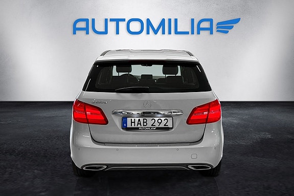 Mercedes-Benz B180 d 16 of 20