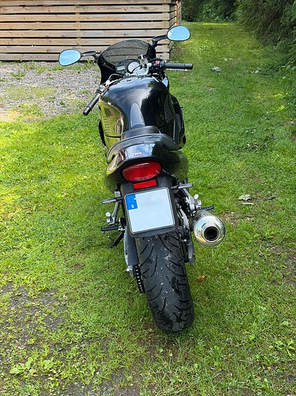 Triumph Sprint 955i RS 2 of 4