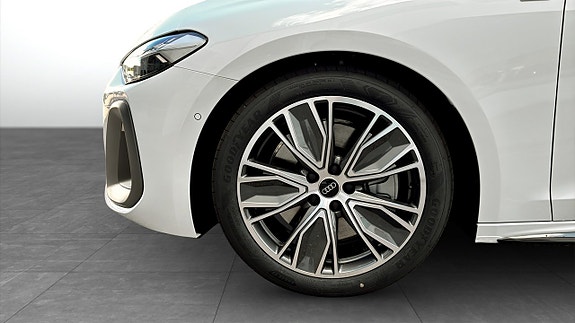 Audi A5 6 of 13