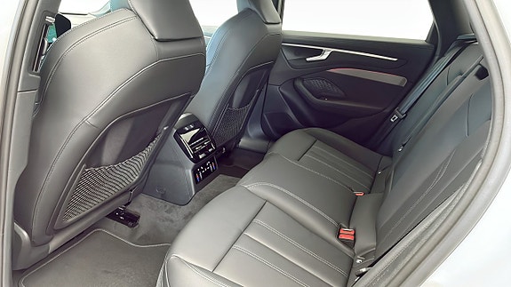 Audi A6 12 of 13