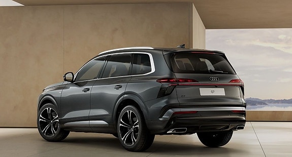 Audi Q7 4 of 5