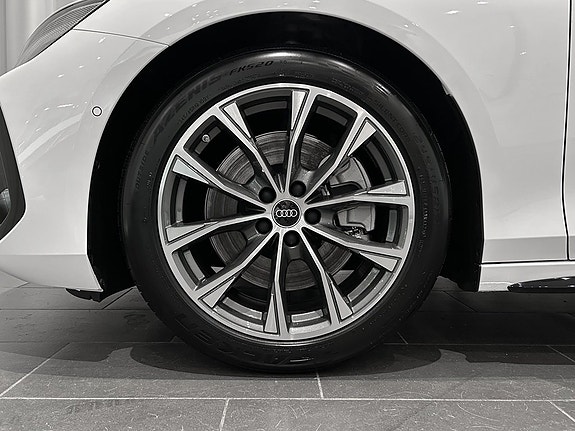 Audi A6 5 of 16