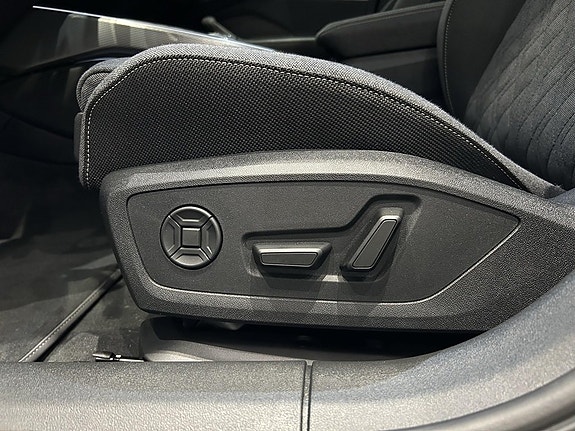 Audi A6 8 of 16