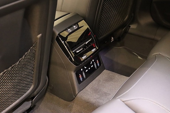Audi A6 11 of 25