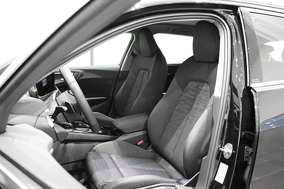 Audi A5 3 of 4