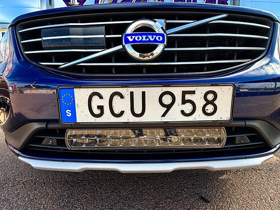 Volvo XC60 21 of 30