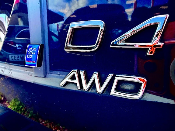 Volvo XC60 3 of 30