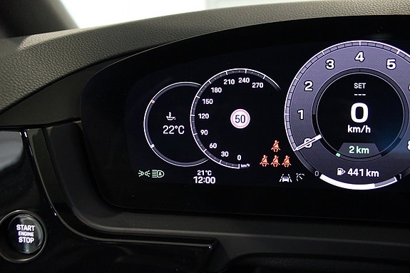 Porsche Cayenne 14 of 22