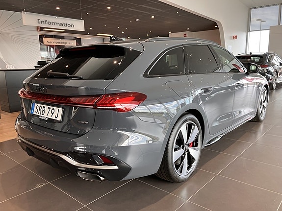 Audi A5 3 of 12