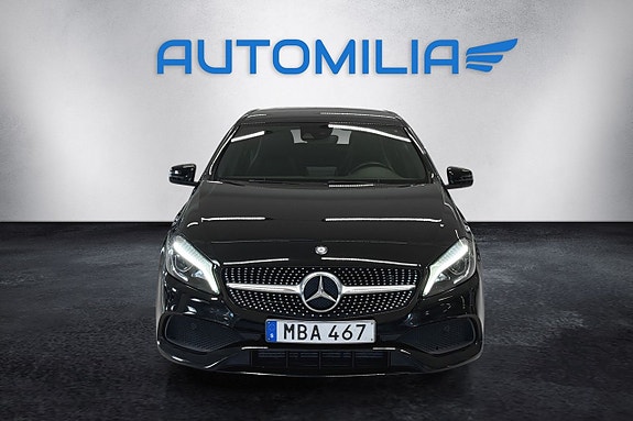 Mercedes-Benz A180 2 of 17
