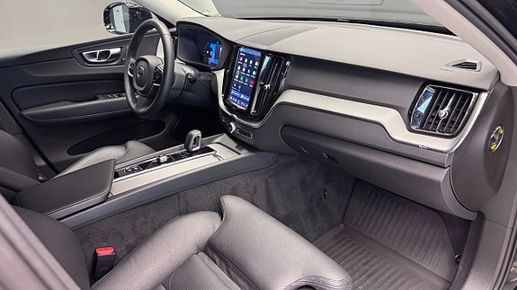 Volvo XC60 7 of 22