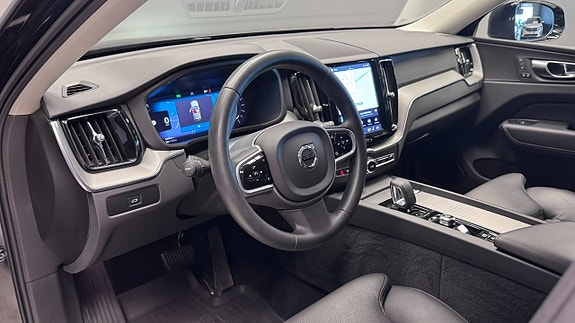 Volvo XC60 6 of 22