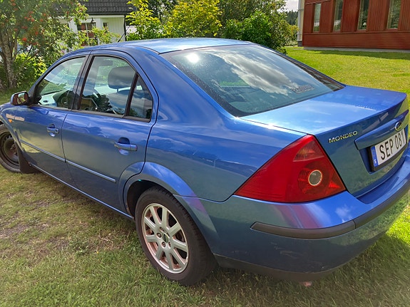 Ford Mondeo 5 of 8