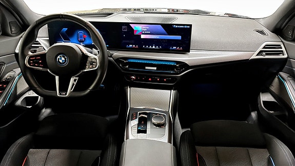 BMW 330e 4 of 9