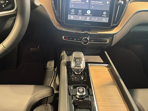 Volvo XC60 10 of 11