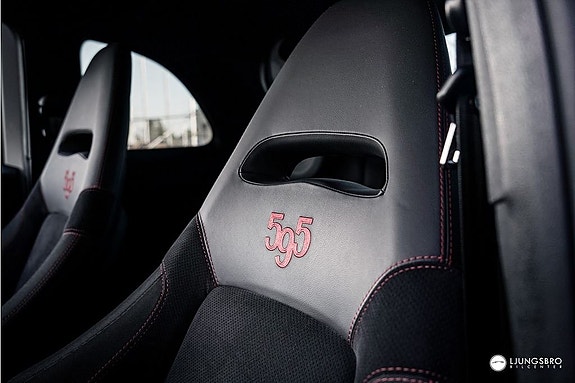 Abarth 595 10 of 21