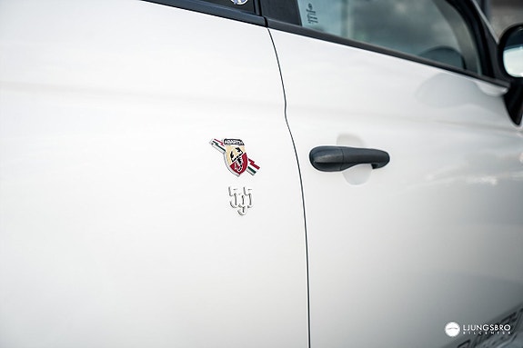 Abarth 595 4 of 21