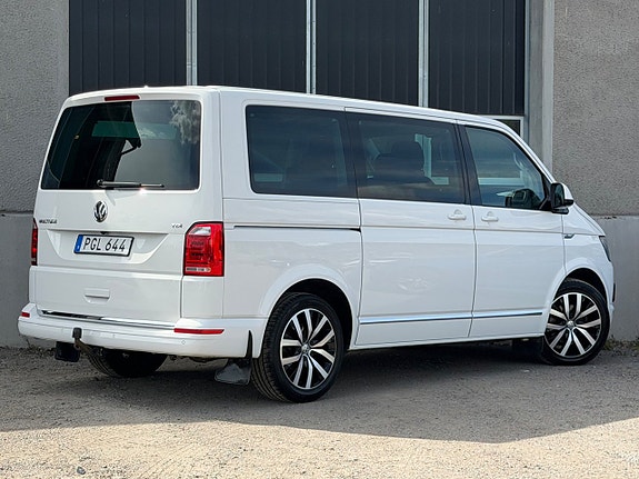 Volkswagen Multivan 5 of 20