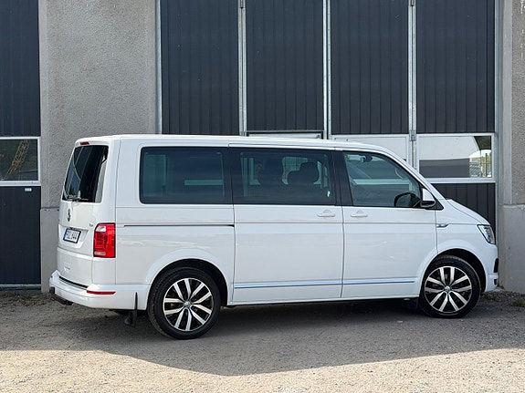 Volkswagen Multivan 4 of 20