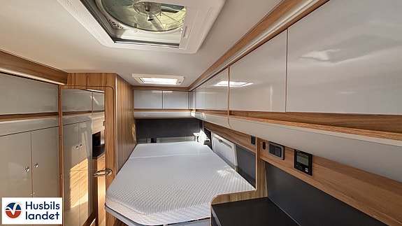 Kabe AFFINITY CAMPER VAN/4 BÄDDAR-VECKANS HUSBIL! 15 of 20