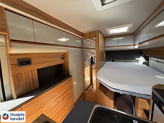 Kabe AFFINITY CAMPER VAN/4 BÄDDAR-VECKANS HUSBIL! 8 of 20