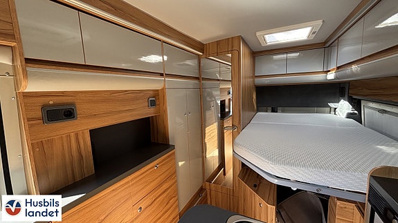 Kabe AFFINITY CAMPER VAN/4 BÄDDAR-VECKANS HUSBIL! 16 of 20