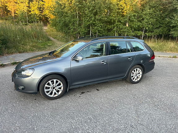 Volkswagen Golf VI 2 of 11