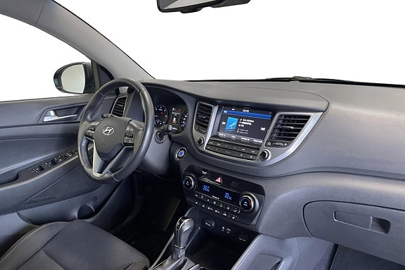 Hyundai Tucson 17 of 30